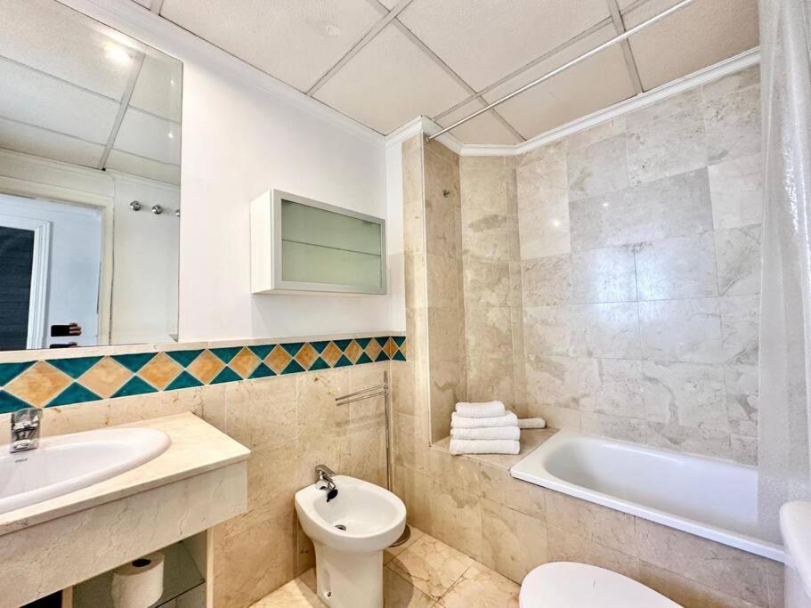 Banana Beach II - Eaw Homes Μαρμπέλλα Εξωτερικό φωτογραφία